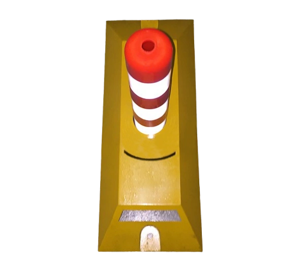 Делиниатор дорожный резиновый ДДР-610 со столбиком сигнальным упругим 380 мм